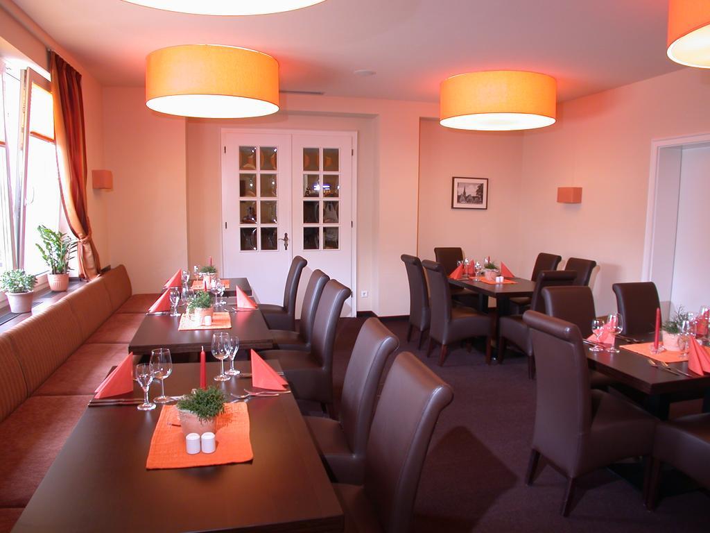 Westfaelischer Hof Lugde ภายนอก รูปภาพ